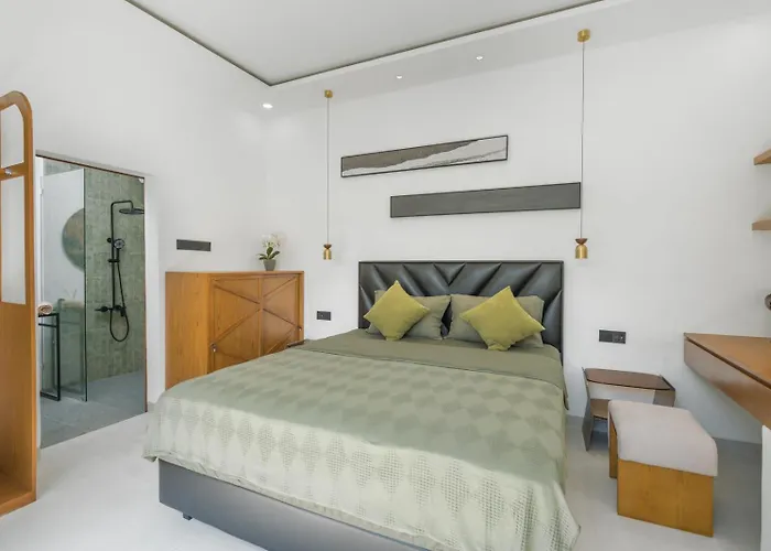 Rosso 2br Near Семиньяк