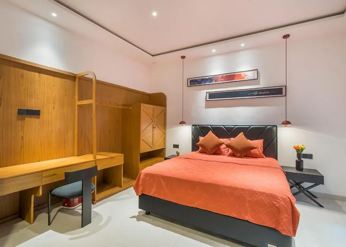 Rosso 2br Near * Семиньяк
