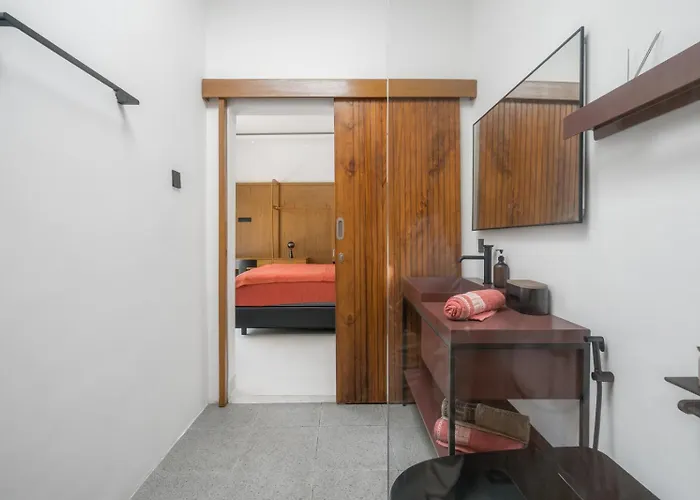 Вилла Rosso 2br Near Семиньяк